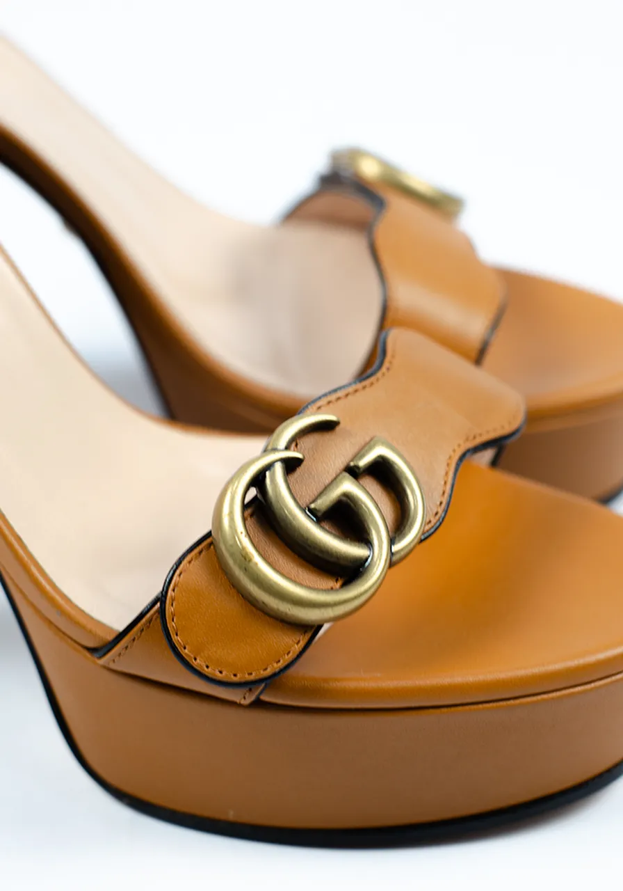 Sandália Gucci GG Plataforma