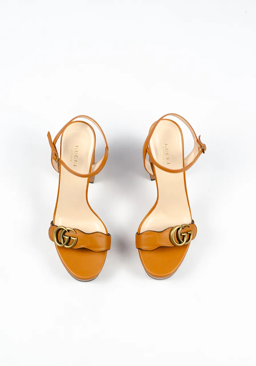 Sandália Gucci GG Plataforma