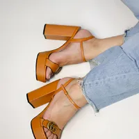 Sandália Gucci GG Plataforma - imagem 3