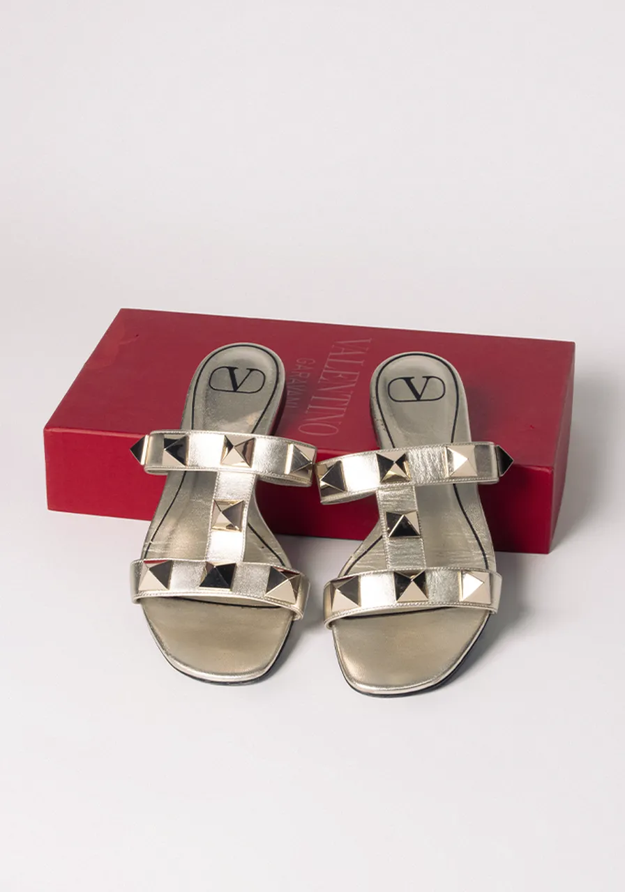 Sandália Valentino Garavani Roman Stud 