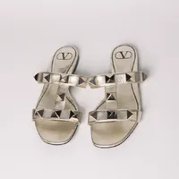 Sandália Valentino Garavani Roman Stud  - imagem 6
