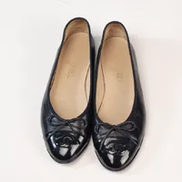 Sapatilha Chanel Cap Toe - imagem 7