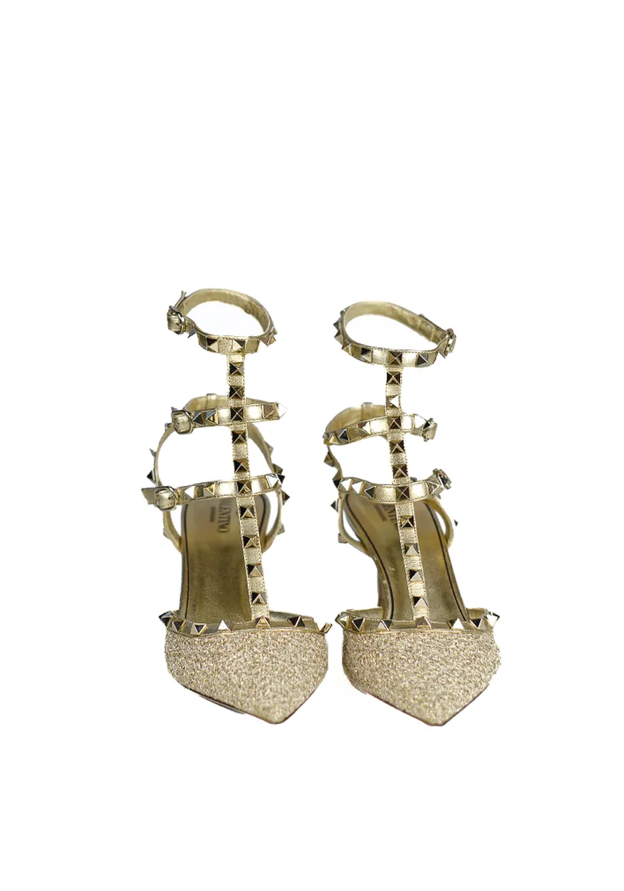 Scarpin Valentino Ráfia Rockstud