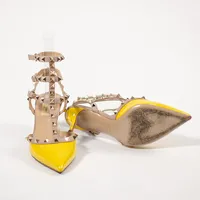Scarpin Valentino Rockstud Accents Verniz  - imagem 3