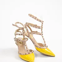 Scarpin Valentino Rockstud Accents Verniz  - imagem 4