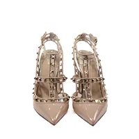 Scarpin Valentino Rockstud Verniz - imagem 1