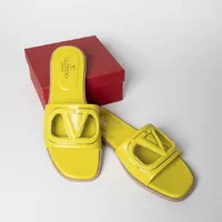 Slide Valentino Garavani VLogo - imagem 3