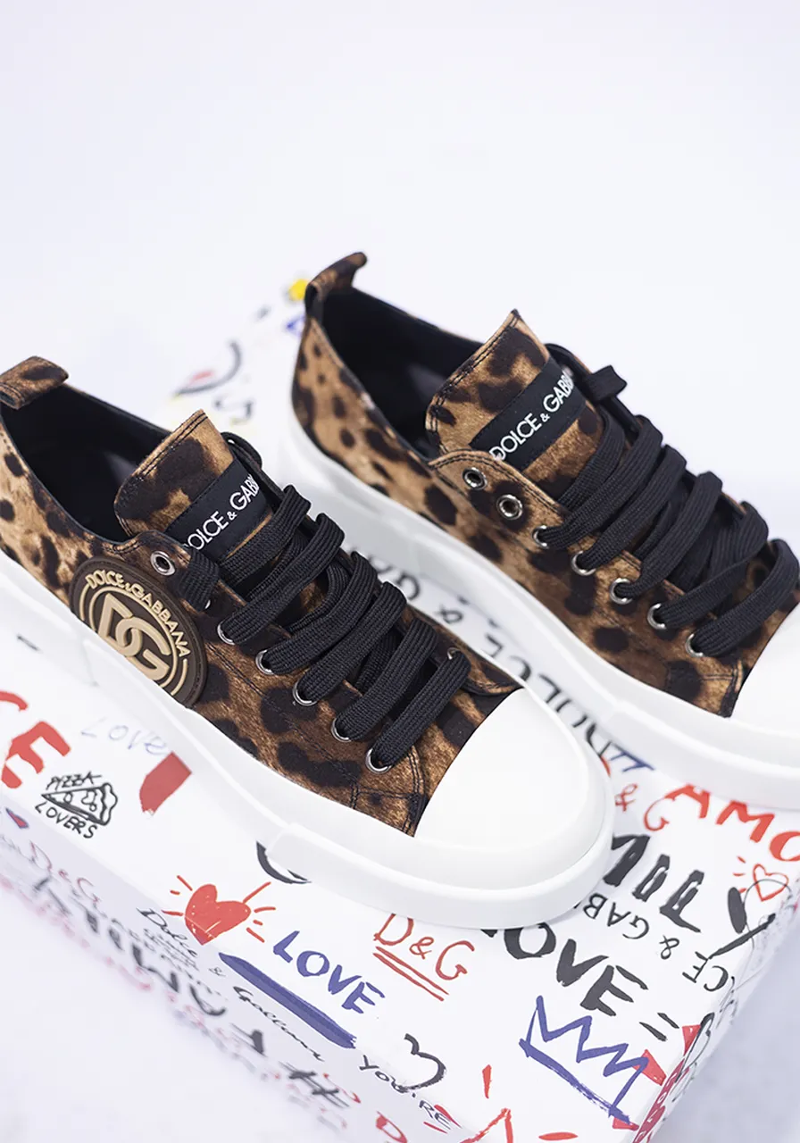 Tênis Dolce & Gabbana Com Cadarço e Estampa de Leopardo  