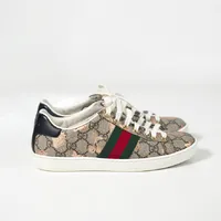 Tênis Gucci GG Supreme Bees Ace Sneakers  - imagem 3