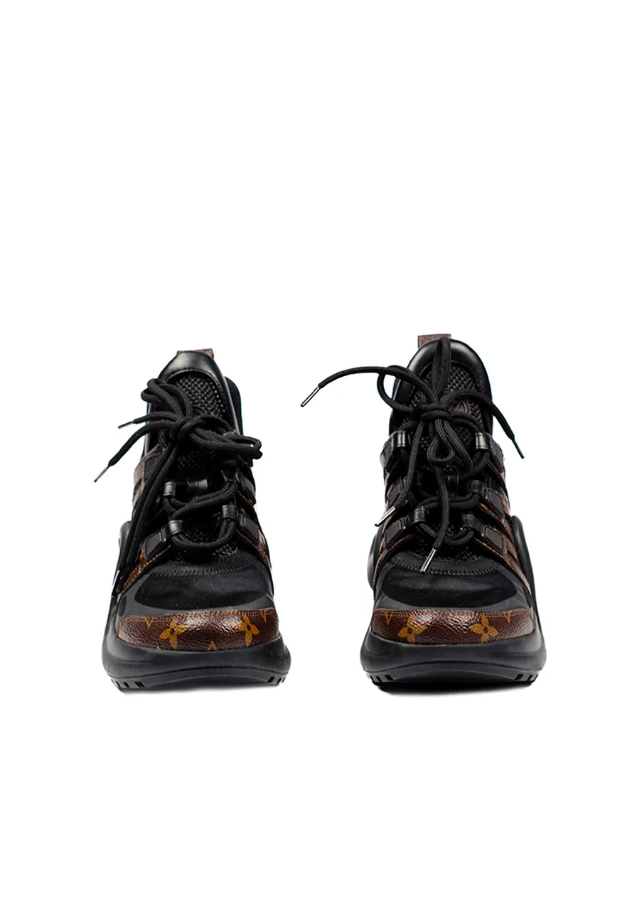 Tênis Louis Vuitton Archlight Monograma