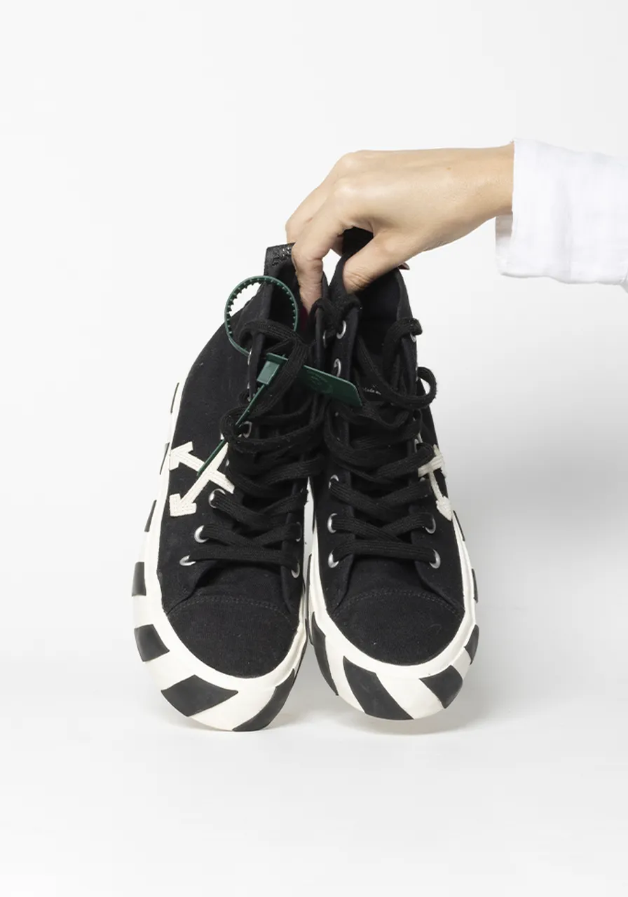 Tênis Off White Vulcanized Mid-top 