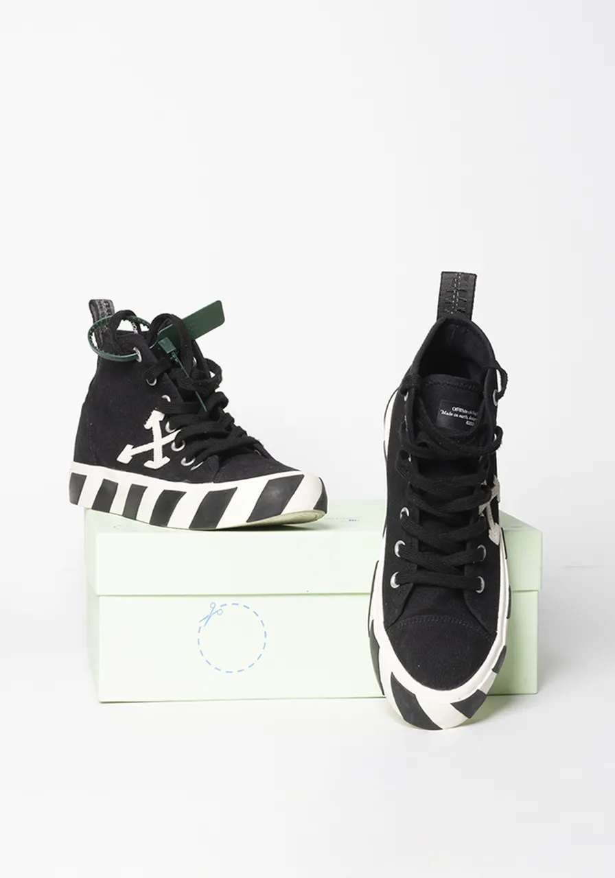 Tênis Off White Vulcanized Mid-top 