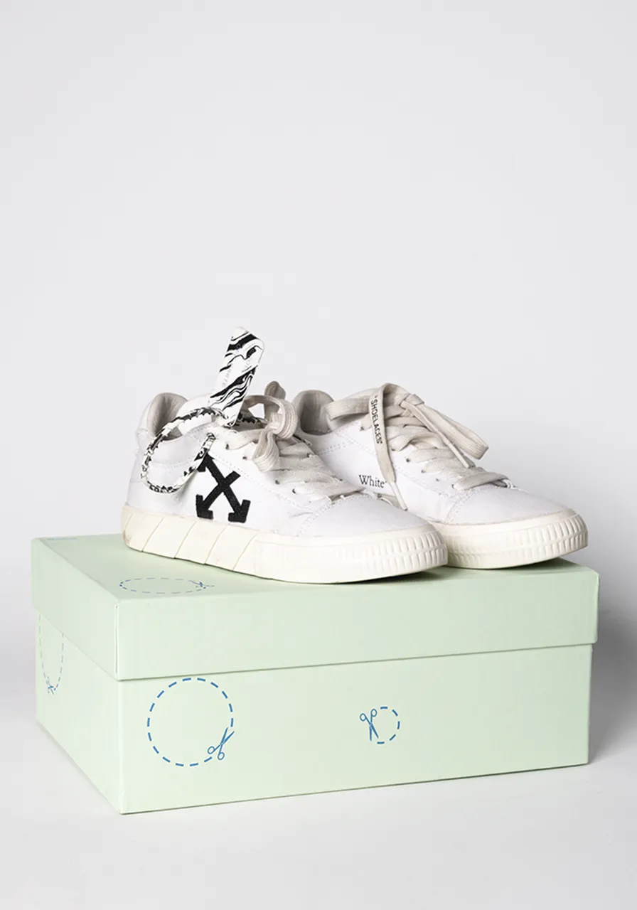 Tênis Off White Vulcanized 