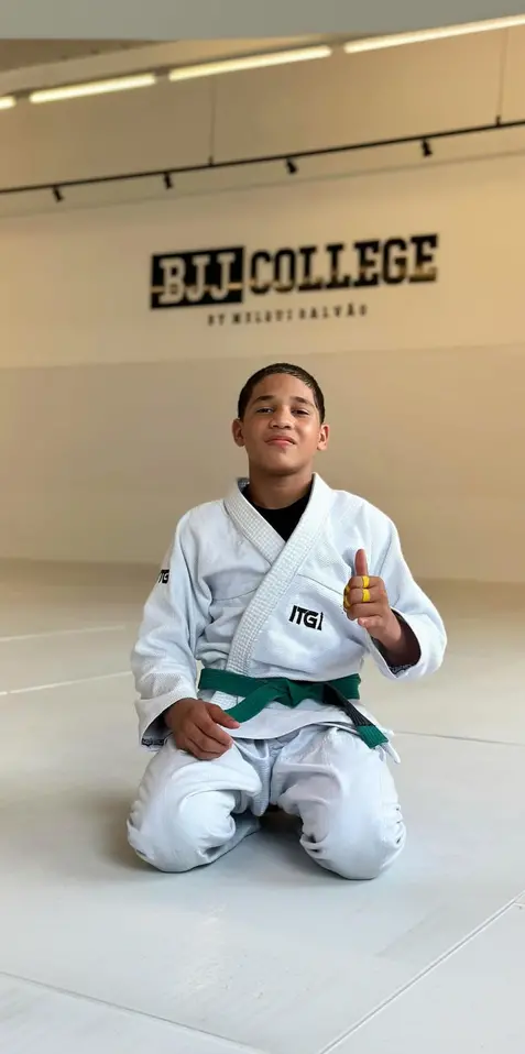 Kimono In The Guard Gold Pro Branco