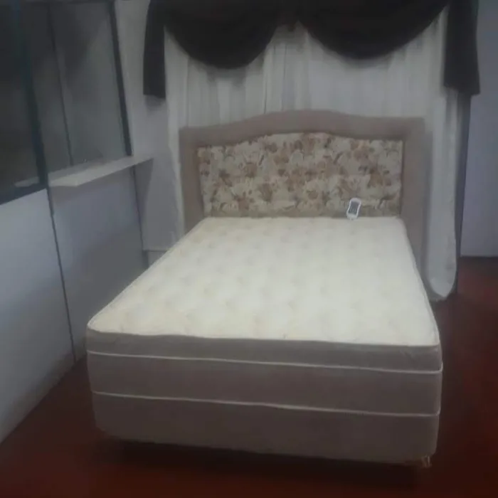 Colchão Super Black + cama box + cabeceira estampada