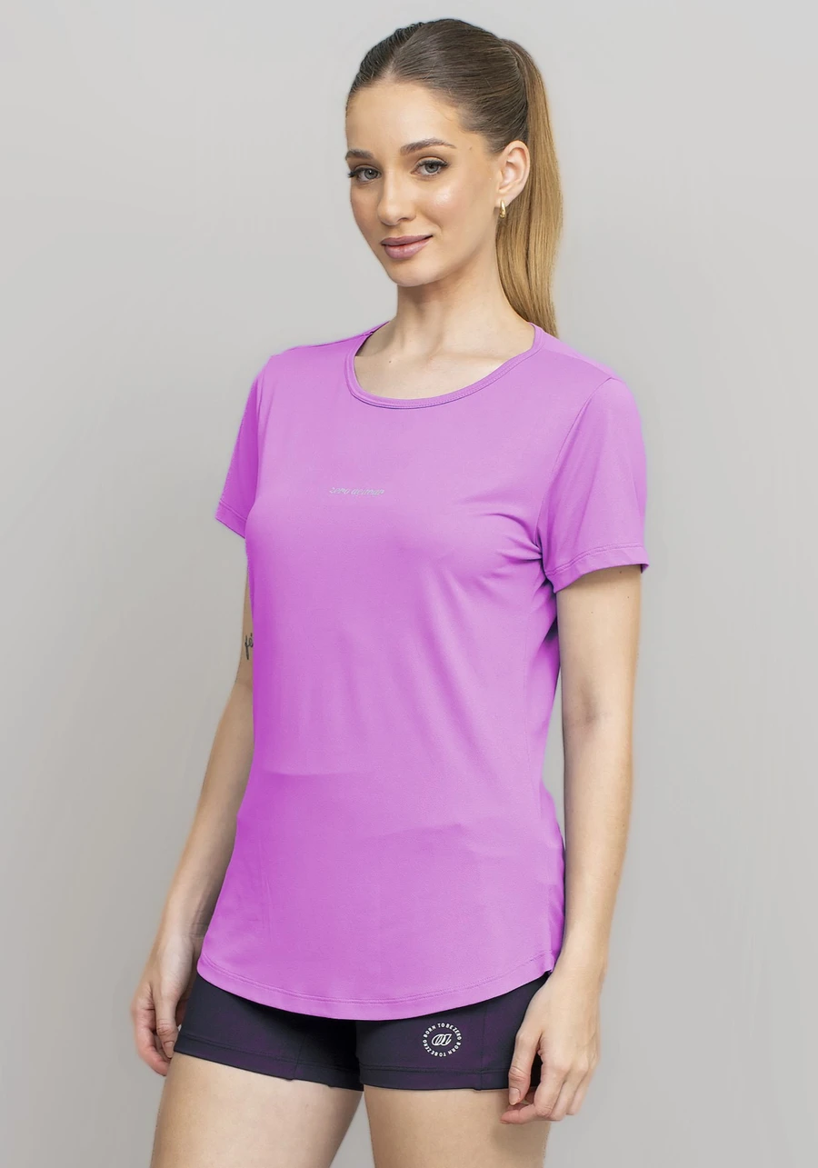 T-SHIRT CREPE ALONGADA