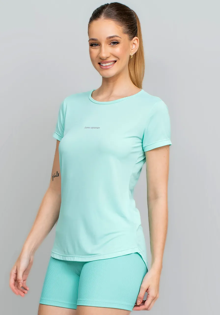 T-SHIRT CREPE ALONGADA 