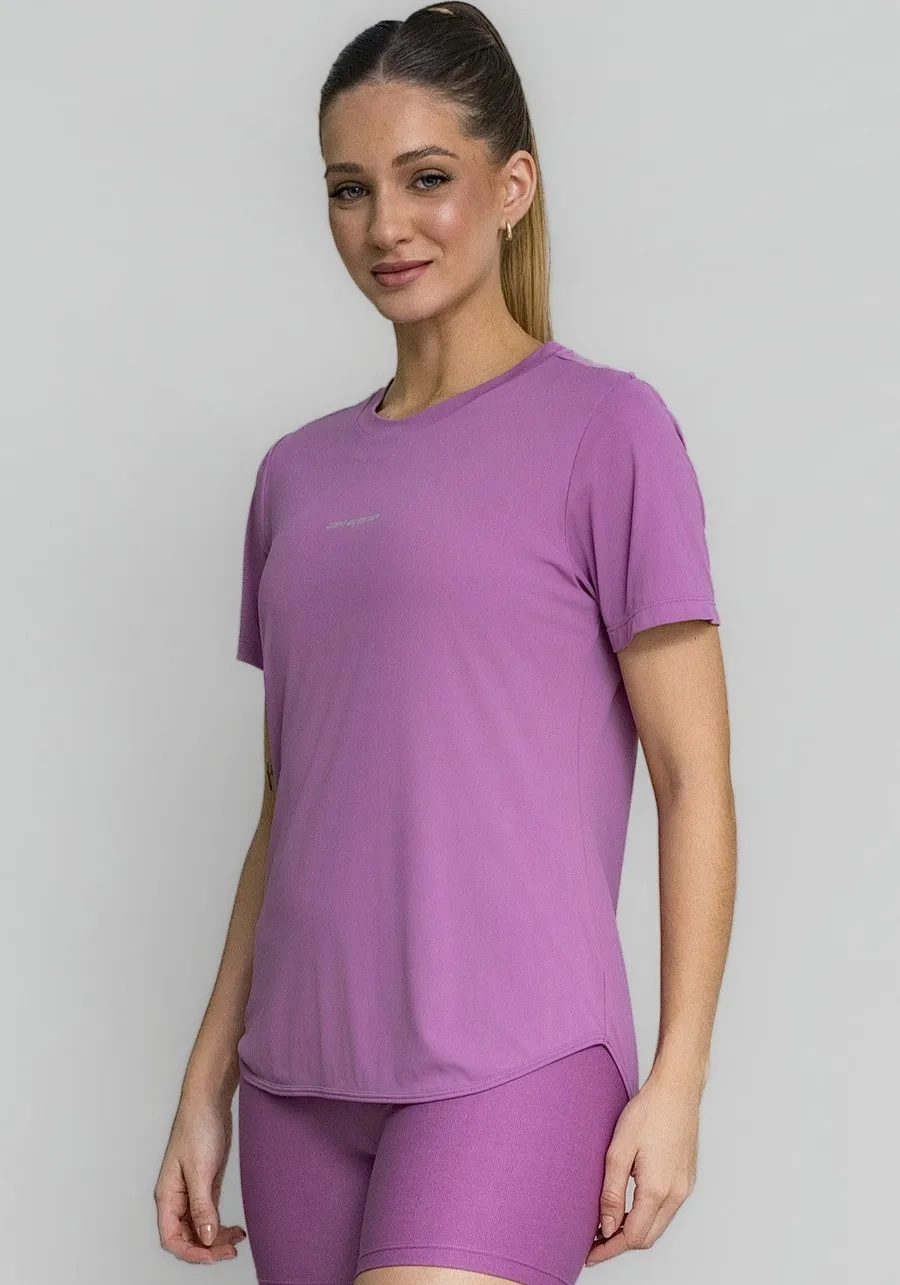 T-SHIRT ALONGADA