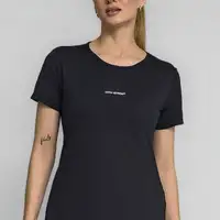 T-SHIRT CREPE ALONGADA - imagem 6