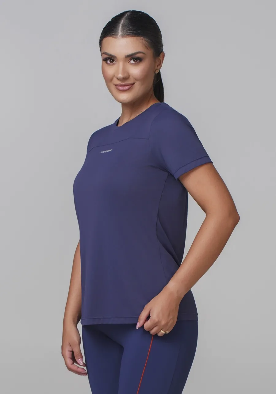 T SHIRT ALONGADA PREGAS