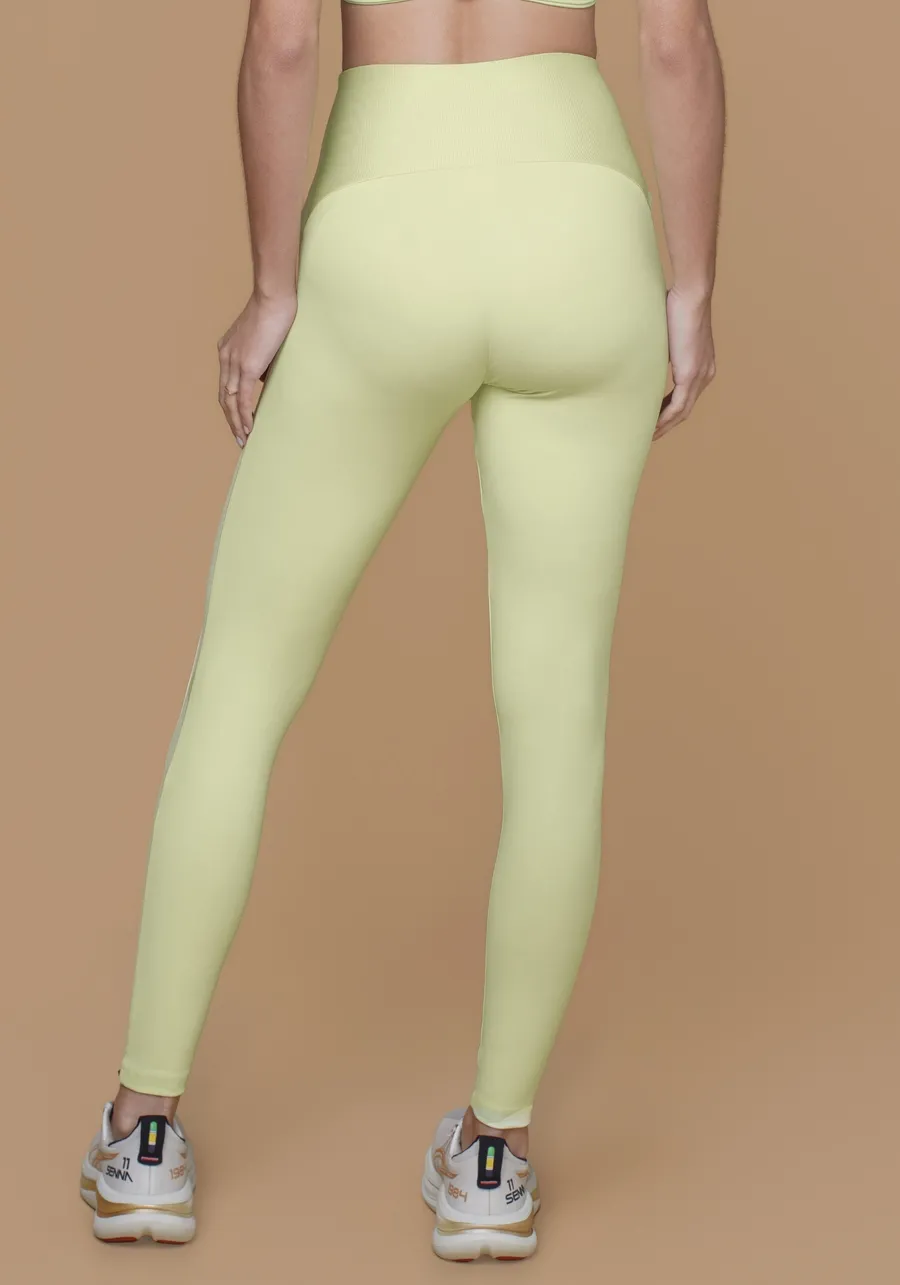 LEGGING UP GLAM