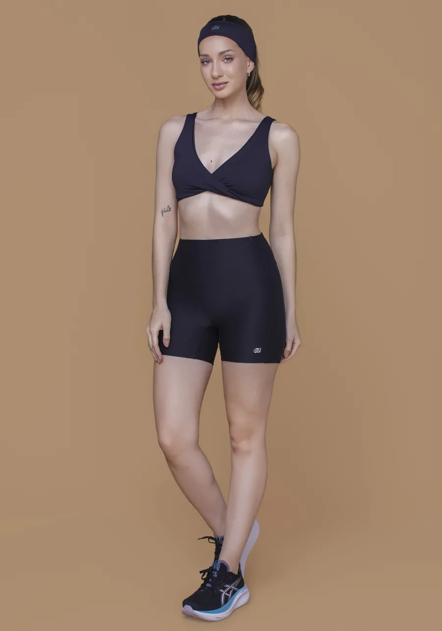 SHORTS UP GLAM