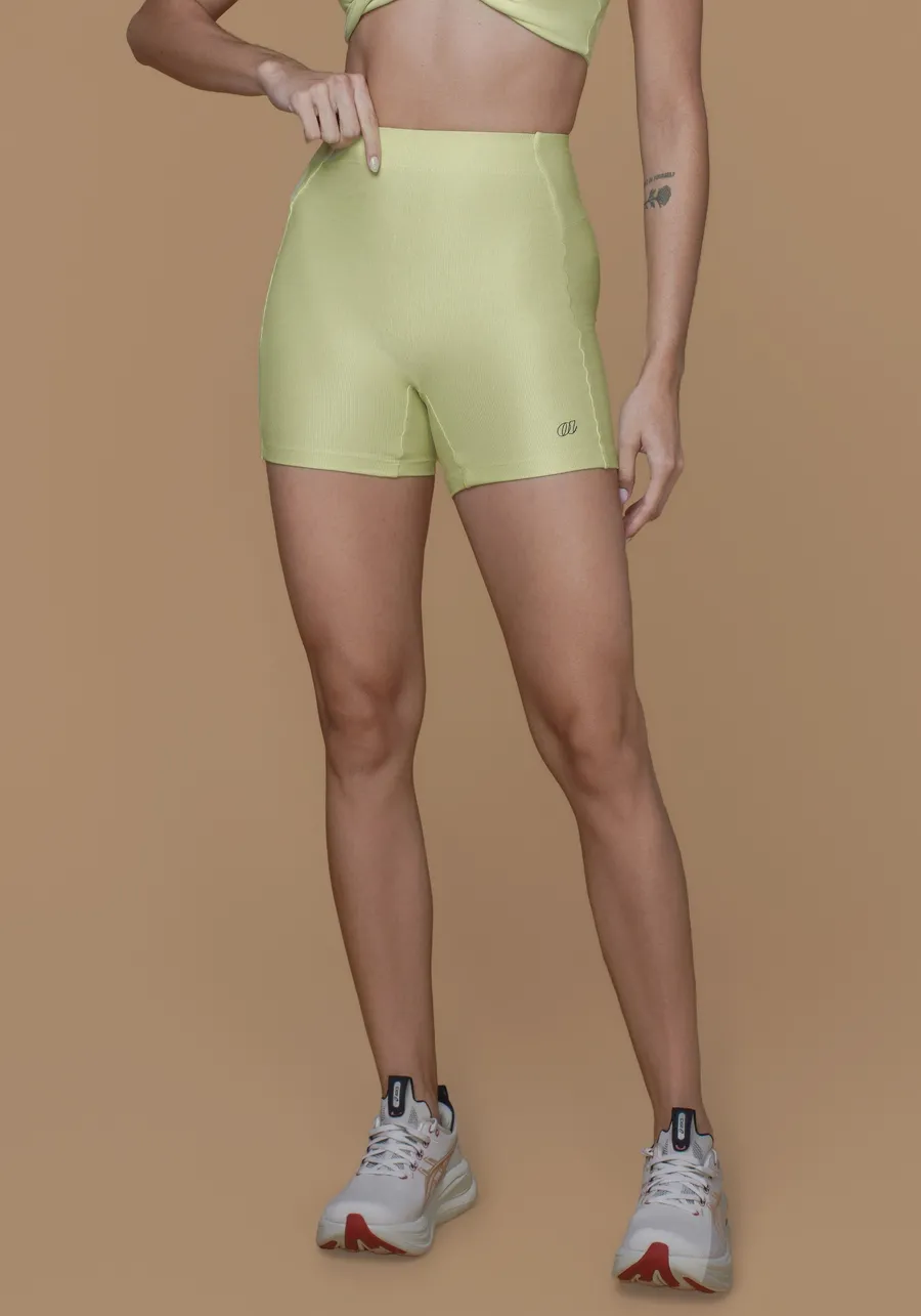 SHORTS UP GLAM