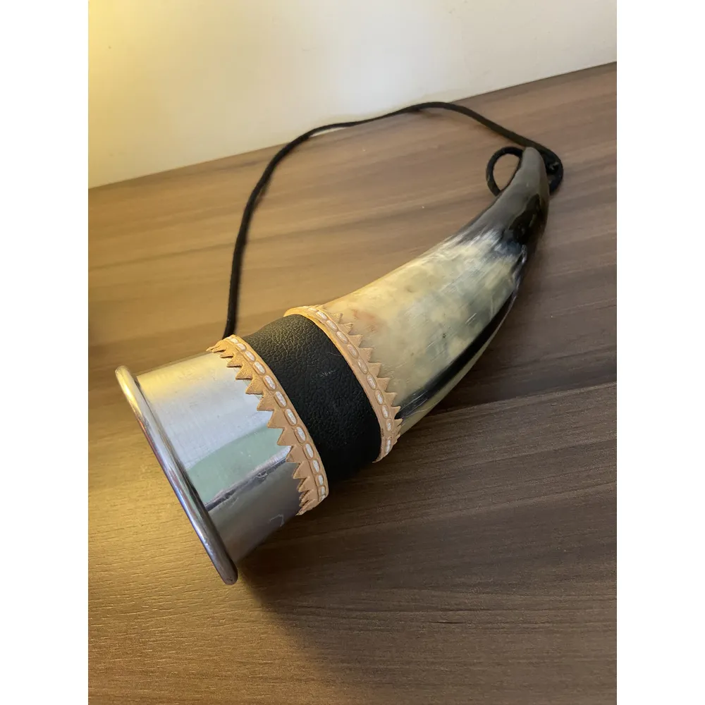 Copo Viking em Chifre Boi Natural 