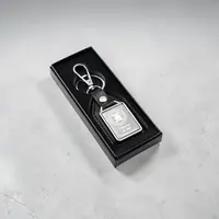 Chaveiro - Couro com placa metálica frontal - imagem 1