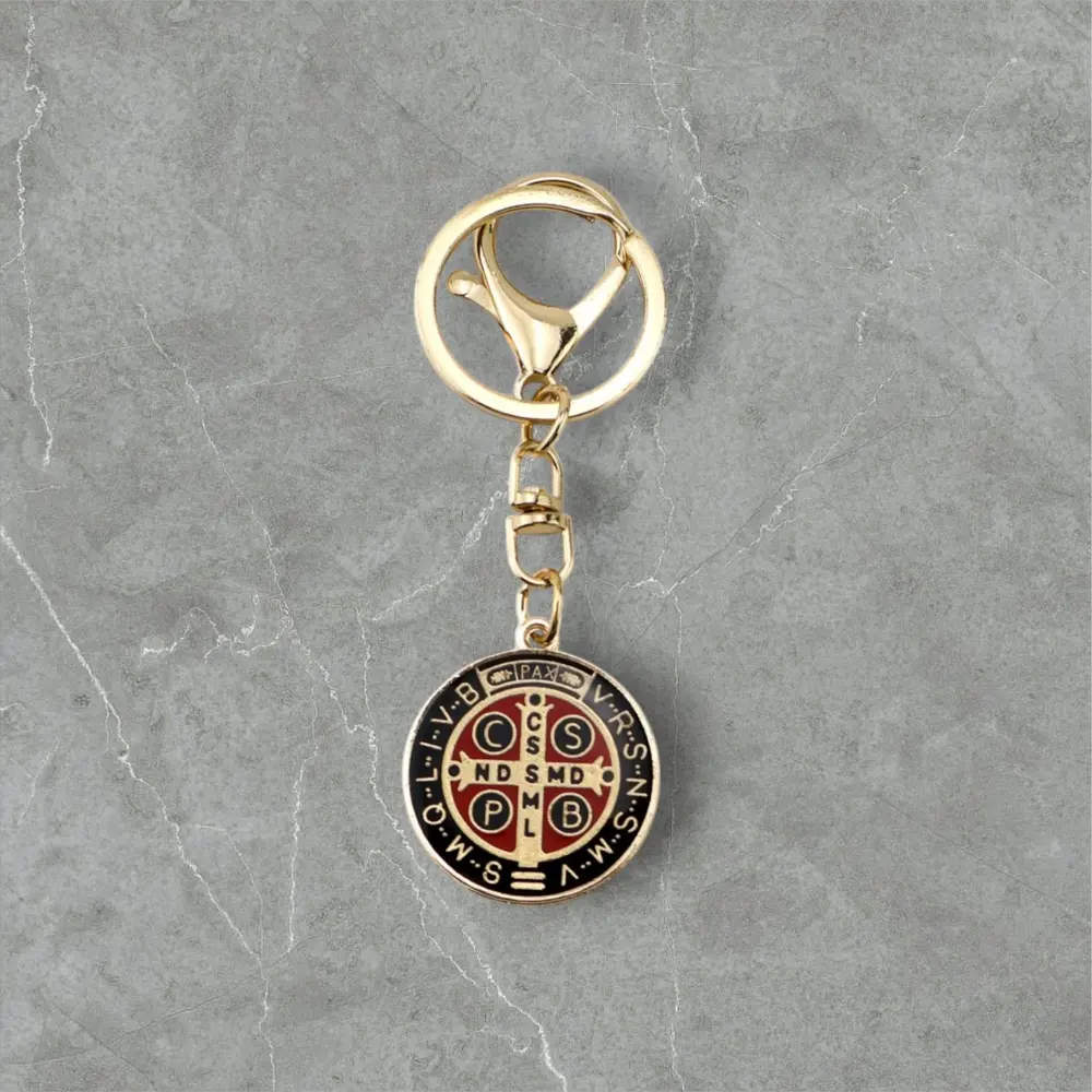 Chaveiro dourado - Medalhão dupla face