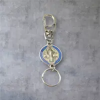 Chaveiro dourado - Medalhão dupla face - imagem 2